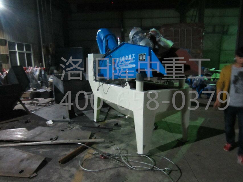 細(xì)沙回收機(jī)車間圖