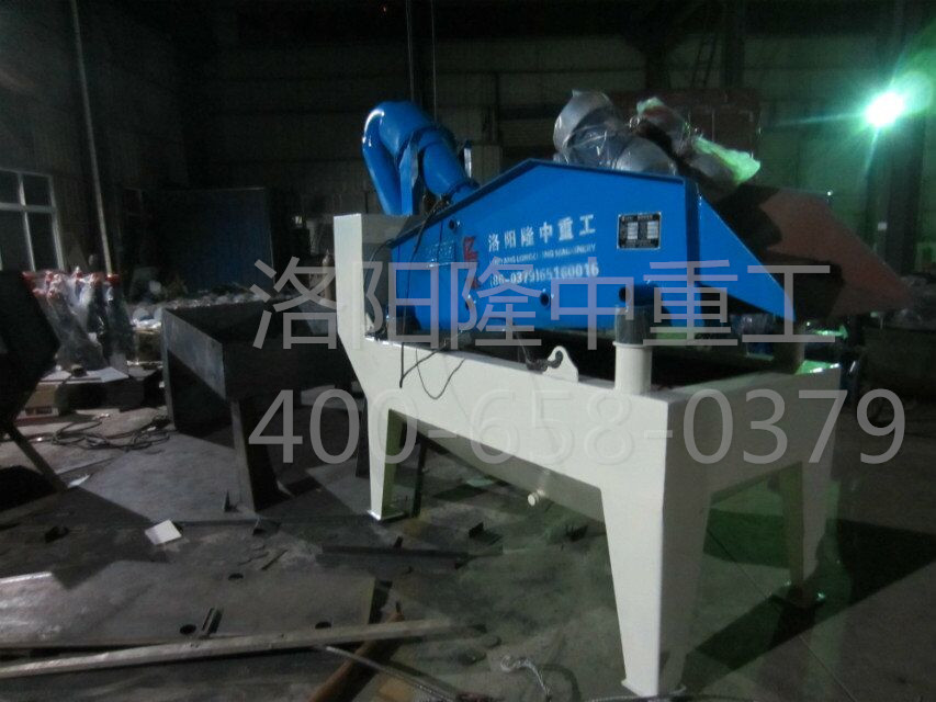 細(xì)沙回收機(jī)車間圖